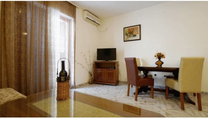 Apartments Glomazic poza 3