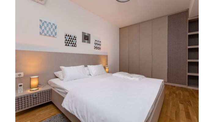 Apartments Krug poza 11