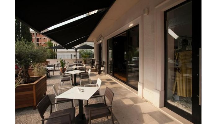 Hotel Moskva poza 15