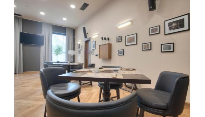 Hotel Moskva poza 16