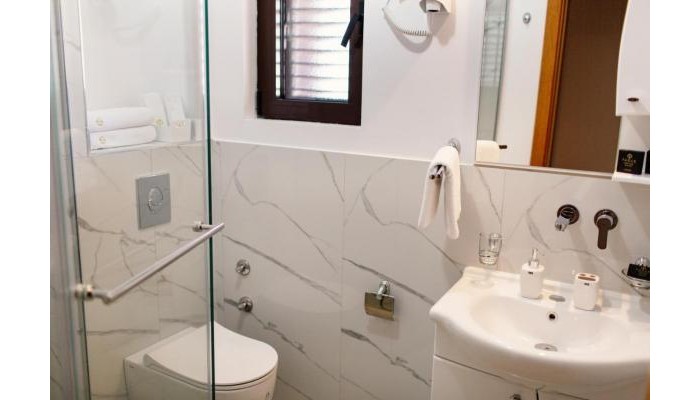 Villa Dvor Kornic poza 16