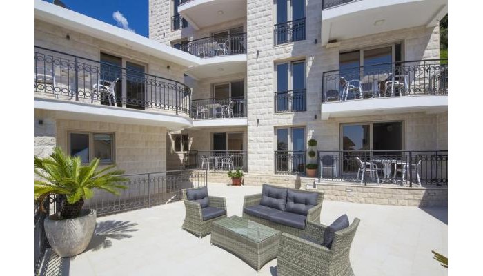 Apartments Jovan poza 0