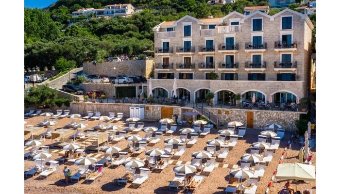 Hotel California poza 1