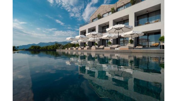 Vivid Blue Serenity Resort poza 0